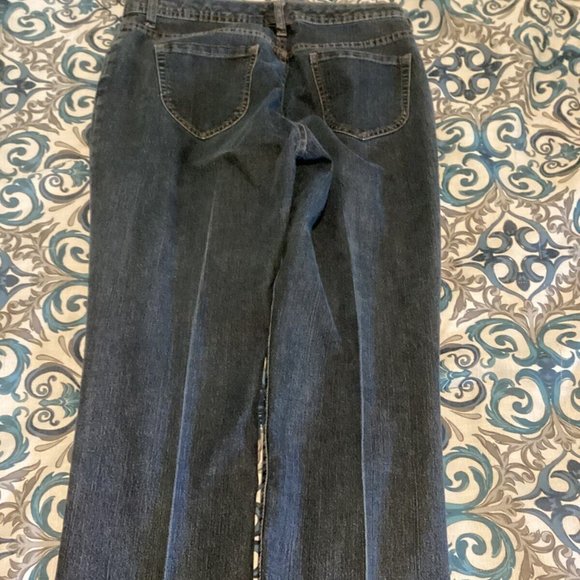 Additions by Chico's Jeans Size 1 Short (US M/8) - Picture 2 of 3